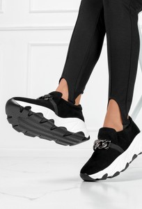 Czarne buty sportowe Potocki w sportowym stylu na platformie