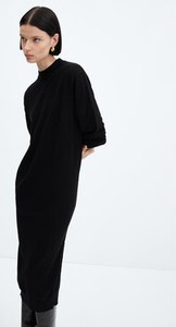 Czarna sukienka Mango w stylu casual z długim rękawem