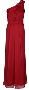 Czerwona sukienka Fokus z przeźroczystą kieszenią asymetryczna maxi