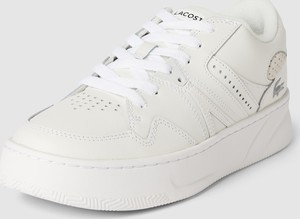 Buty sportowe Lacoste z płaską podeszwą w sportowym stylu sznurowane