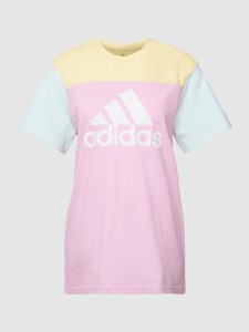 Różowy t-shirt Adidas Sportswear z okrągłym dekoltem w młodzieżowym stylu