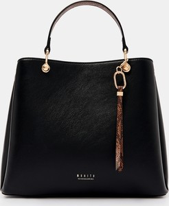 Czarna torebka Mohito średnia w stylu glamour