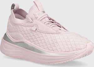 Różowe buty sportowe Puma z płaską podeszwą sznurowane