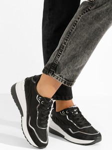 Czarne buty sportowe Zapatos z płaską podeszwą w sportowym stylu sznurowane