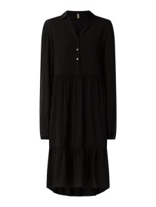 Czarna sukienka Soyaconcept z dekoltem w kształcie litery v w stylu casual z długim rękawem