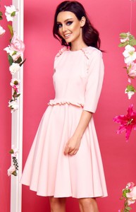 Różowa sukienka Lemoniade z okrągłym dekoltem z długim rękawem w stylu casual