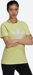 Zielony t-shirt Adidas Originals z krótkim rękawem w sportowym stylu