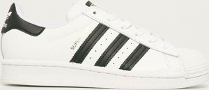 Buty sportowe Adidas Originals w sportowym stylu z płaską podeszwą
