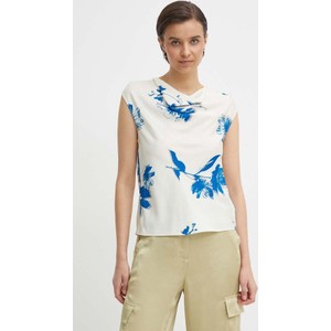 T-shirt Calvin Klein z nadrukiem z tkaniny
