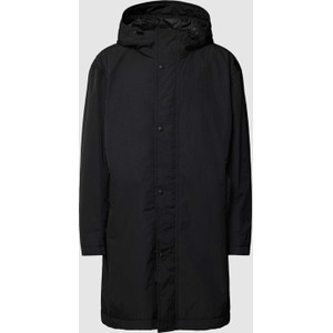 Czarna kurtka Hugo Boss długa w młodzieżowym stylu