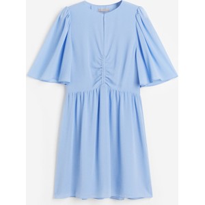 Niebieska sukienka H & M z okrągłym dekoltem w stylu casual
