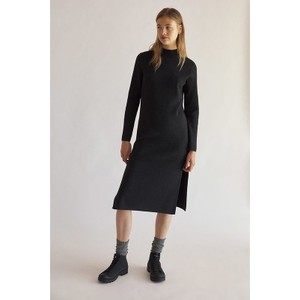 Czarna sukienka Ecoalf midi z długim rękawem