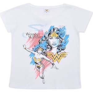 T-shirt Wonder Woman w młodzieżowym stylu