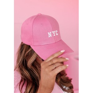 Różowa czapka IVET