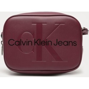 Czerwona torebka Calvin Klein w młodzieżowym stylu matowa średnia