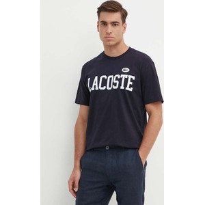 T-shirt Lacoste z nadrukiem w młodzieżowym stylu