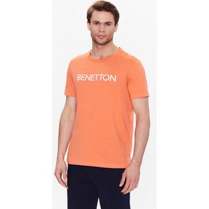 T-shirt United Colors Of Benetton w młodzieżowym stylu z krótkim rękawem