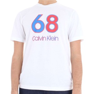 T-shirt Calvin Klein w młodzieżowym stylu z krótkim rękawem z bawełny