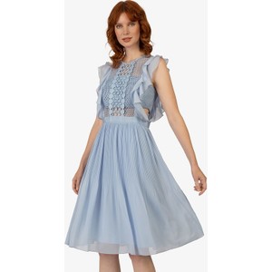 Niebieska sukienka Apart mini bez rękawów z okrągłym dekoltem