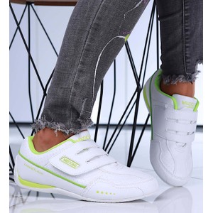 Buty sportowe Pantofelek24 w sportowym stylu sznurowane