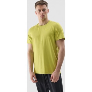 Zielony t-shirt 4F w sportowym stylu z krótkim rękawem