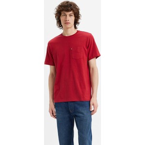 Czerwony t-shirt Levis w stylu casual z krótkim rękawem