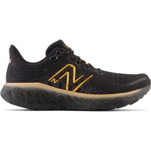 Czarne buty sportowe New Balance z płaską podeszwą