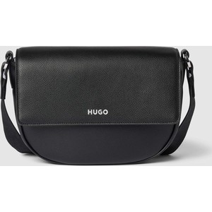 Czarna torebka Hugo Boss średnia na ramię matowa