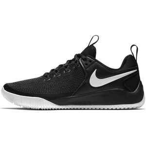 Czarne buty sportowe Nike sznurowane zoom z płaską podeszwą