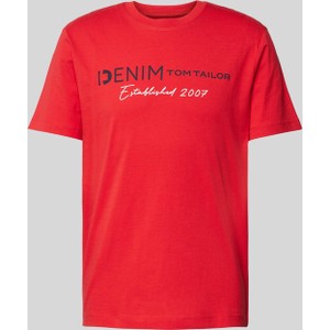 Czerwony t-shirt Tom Tailor Denim w młodzieżowym stylu z krótkim rękawem