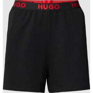 Czarne szorty Hugo Boss w sportowym stylu