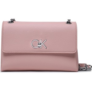 Różowa torebka Calvin Klein matowa średnia