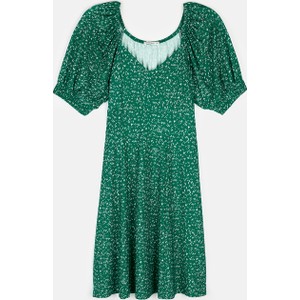 Zielona sukienka Gate mini z krótkim rękawem w stylu casual