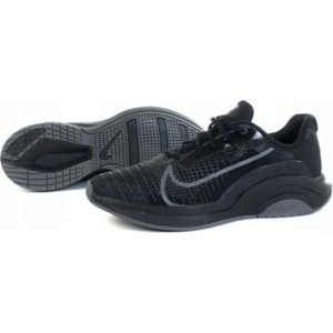 Czarne buty sportowe Nike w sportowym stylu sznurowane ze skóry