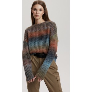 Sweter Diverse w stylu casual