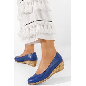 Niebieskie czółenka Zapatos w stylu casual na koturnie