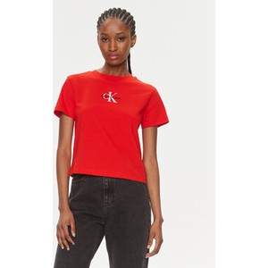 Czerwony t-shirt Calvin Klein z krótkim rękawem z okrągłym dekoltem w stylu casual