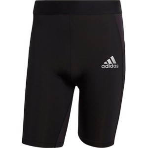 Czarne szorty Adidas w sportowym stylu