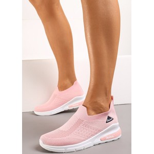 Różowe buty sportowe born2be w sportowym stylu z płaską podeszwą