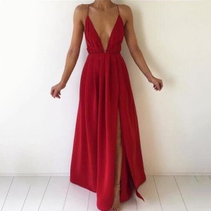 Czerwona sukienka Turino Pl w stylu casual na ramiączkach maxi