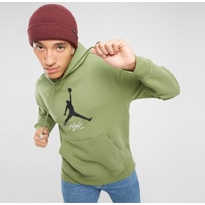 Zielona bluza Jordan w młodzieżowym stylu