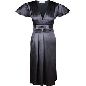 Granatowa sukienka Fokus z krótkim rękawem z dekoltem w kształcie litery v