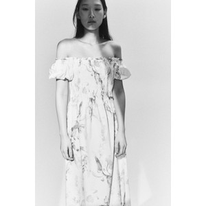 Sukienka H & M mini z odkrytymi ramionami hiszpanka