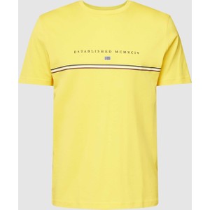 Żółty t-shirt Christian Berg z bawełny