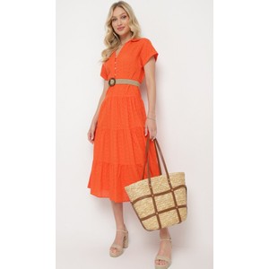 Pomarańczowa sukienka born2be z krótkim rękawem w stylu klasycznym