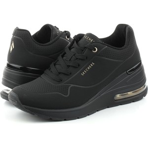 Czarne buty sportowe Skechers z płaską podeszwą w sportowym stylu sznurowane