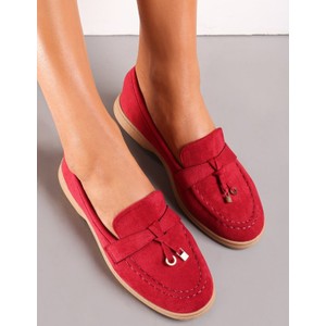 Czerwone buty Renee