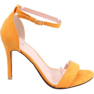 Pomarańczowe sandały Inna marka z zamszu z klamrami na szpilce