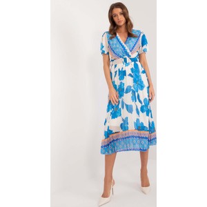 Niebieska sukienka 5.10.15 kopertowa z dekoltem w kształcie litery v w stylu casual