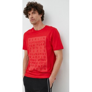Czerwony t-shirt Hugo Boss w młodzieżowym stylu z krótkim rękawem z bawełny